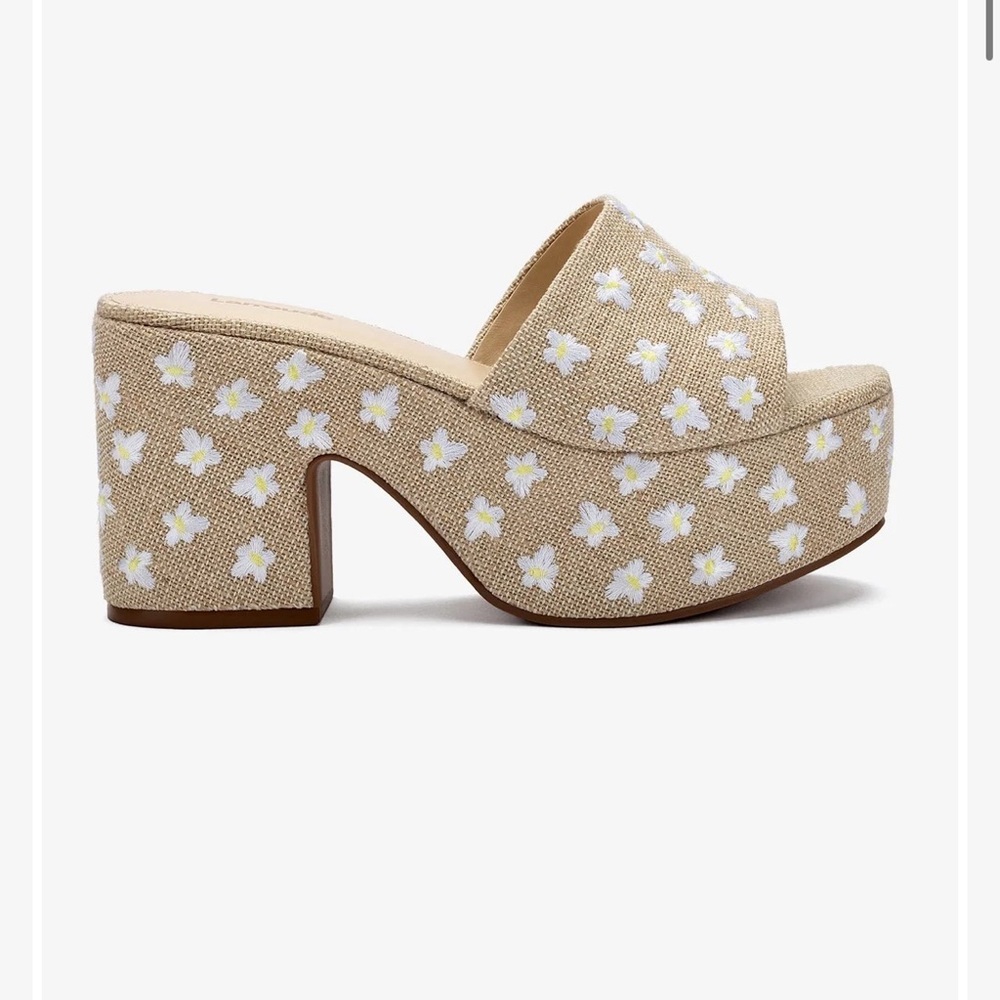 Larroudé Miso Platform Sandal In Raw Linen